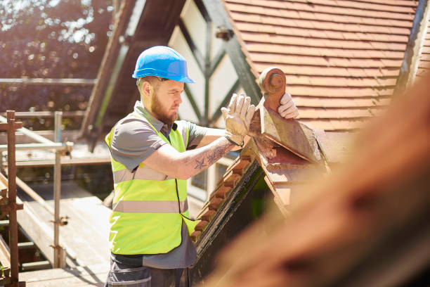 Best Flat Roof Repair Services  in Greensburg, LA